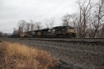 NS 1812 and 4622 on the point of train 590